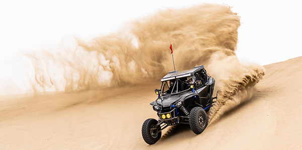 DIRT EXPO, UTV driving in the sand